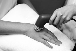 Therapeutic Ultrasound treatment - Cambridge Physiotherapy and Sports Injury Clinic